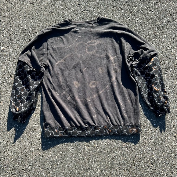 "Hello Karhartt" Crewneck - Picture 2 of 6